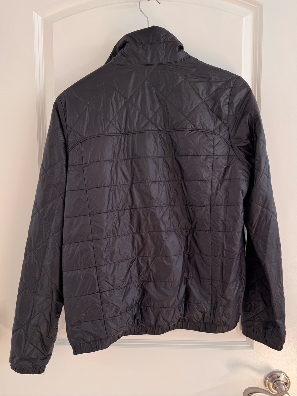 Patagonia Black Nanopuff Quilted Packable Jacket size medium women’s - Picture 2 of 9